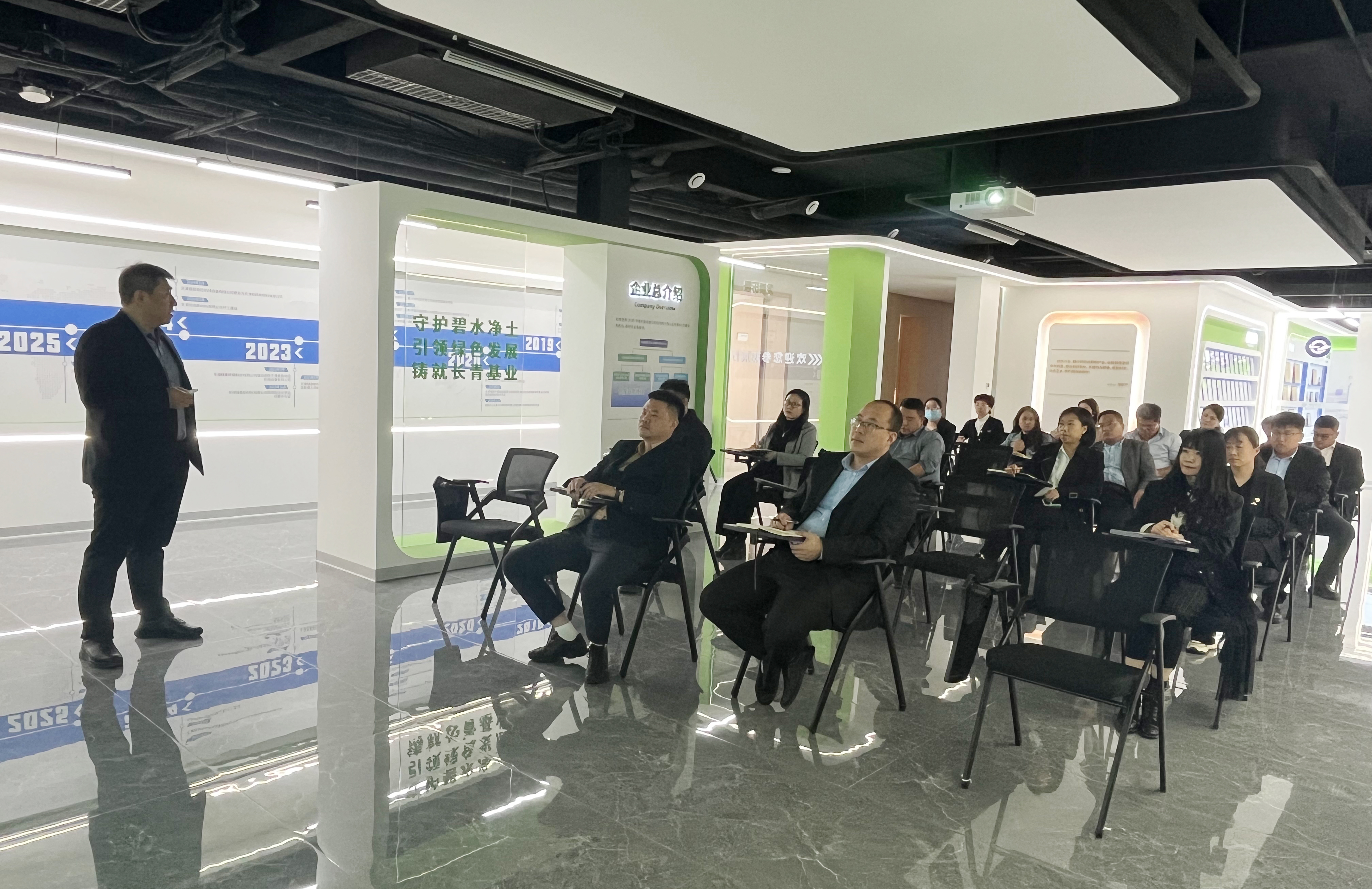 突破谈判瓶颈，化解异常危机！绿伟新材料专项培训火热来袭